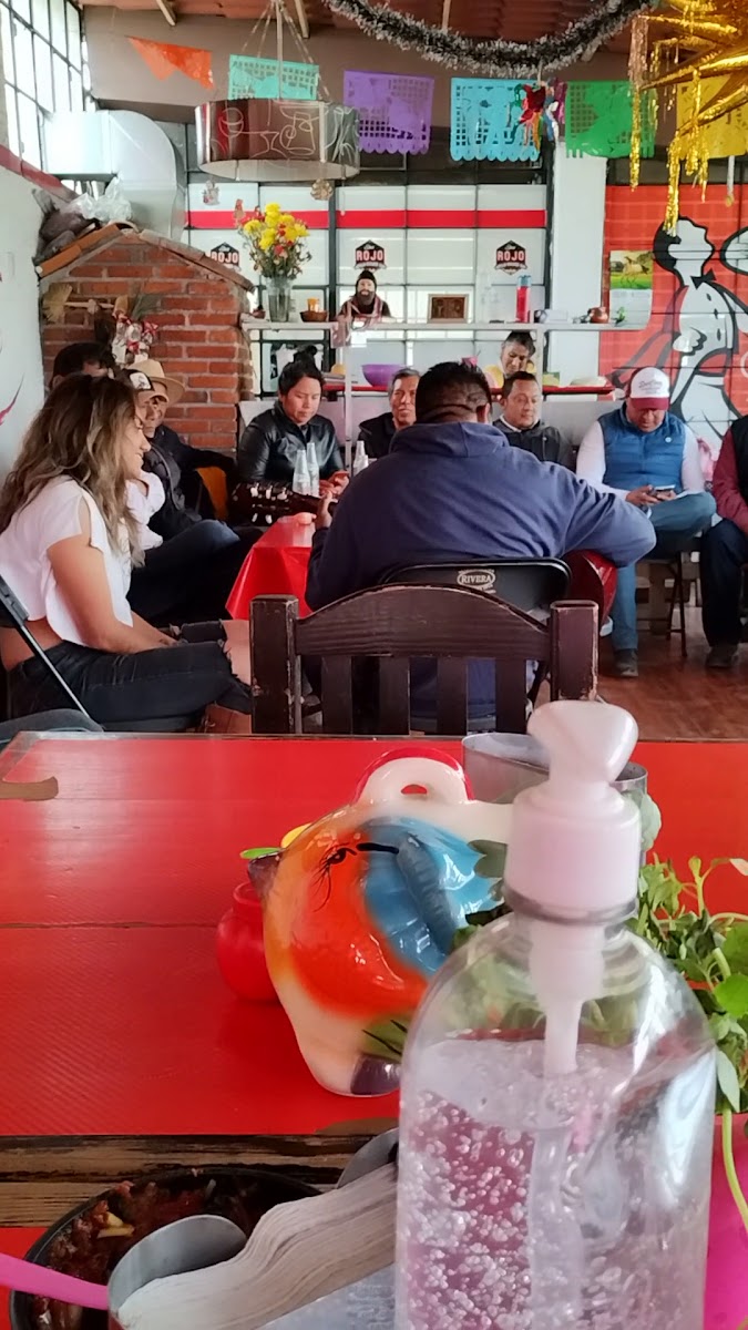 Tacos De Guisado Los Cuates-2